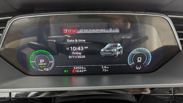 Used 2024 Audi Q8 e-tron Premium Plus w/ Premium Plus Package AWD/4WD image 29