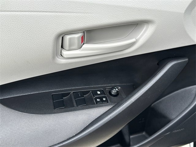 Certified 2025 Toyota Corolla LE image 14