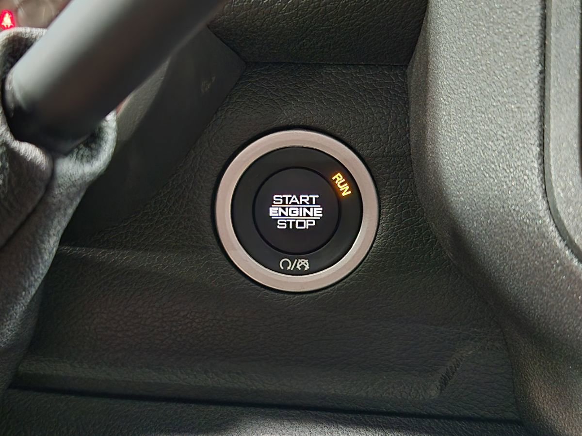 Used 2025 RAM 2500 Tradesman AWD/4WD image 32