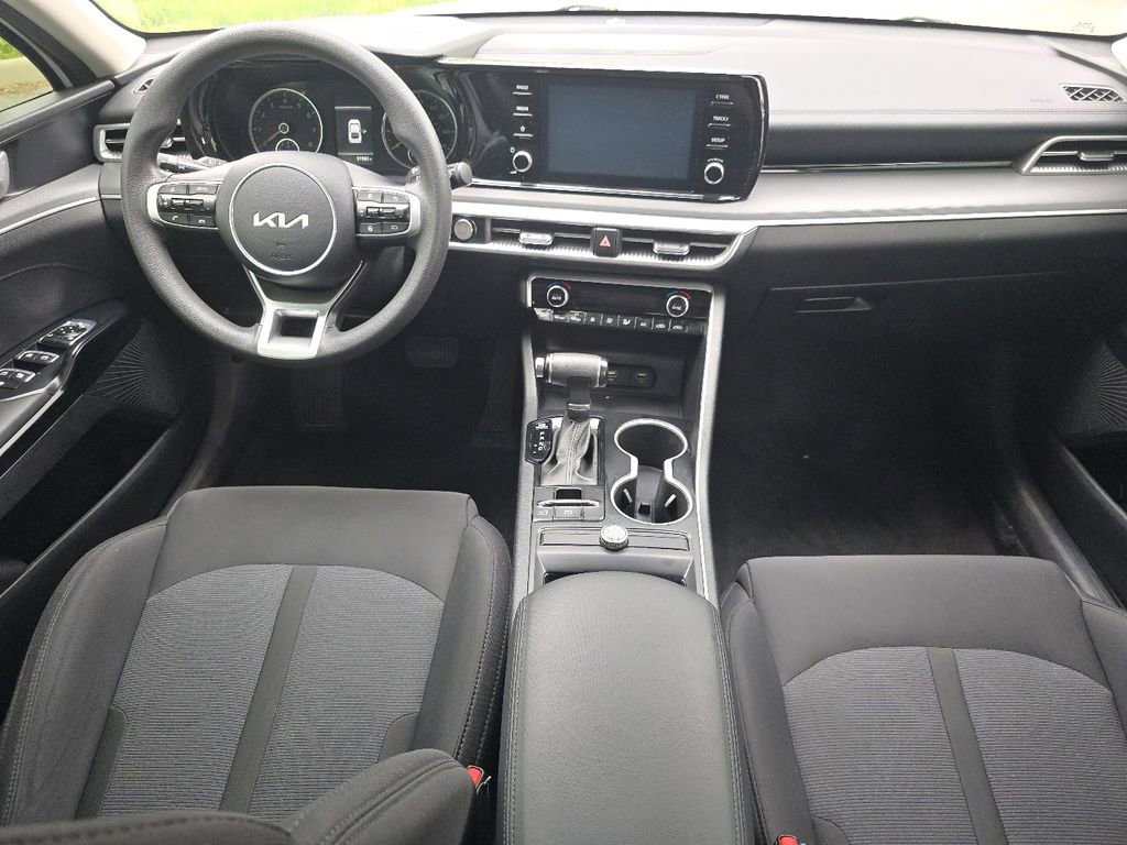 Used 2023 Kia K5 LXS image 19