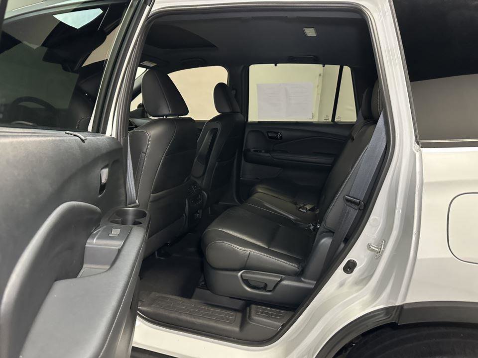Used 2023 Honda Passport Elite image 32