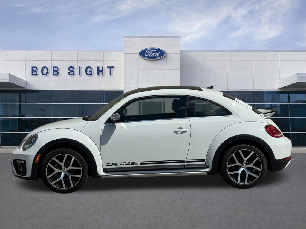 Used 2018 Volkswagen Beetle 2.0T Dune FWD image 33