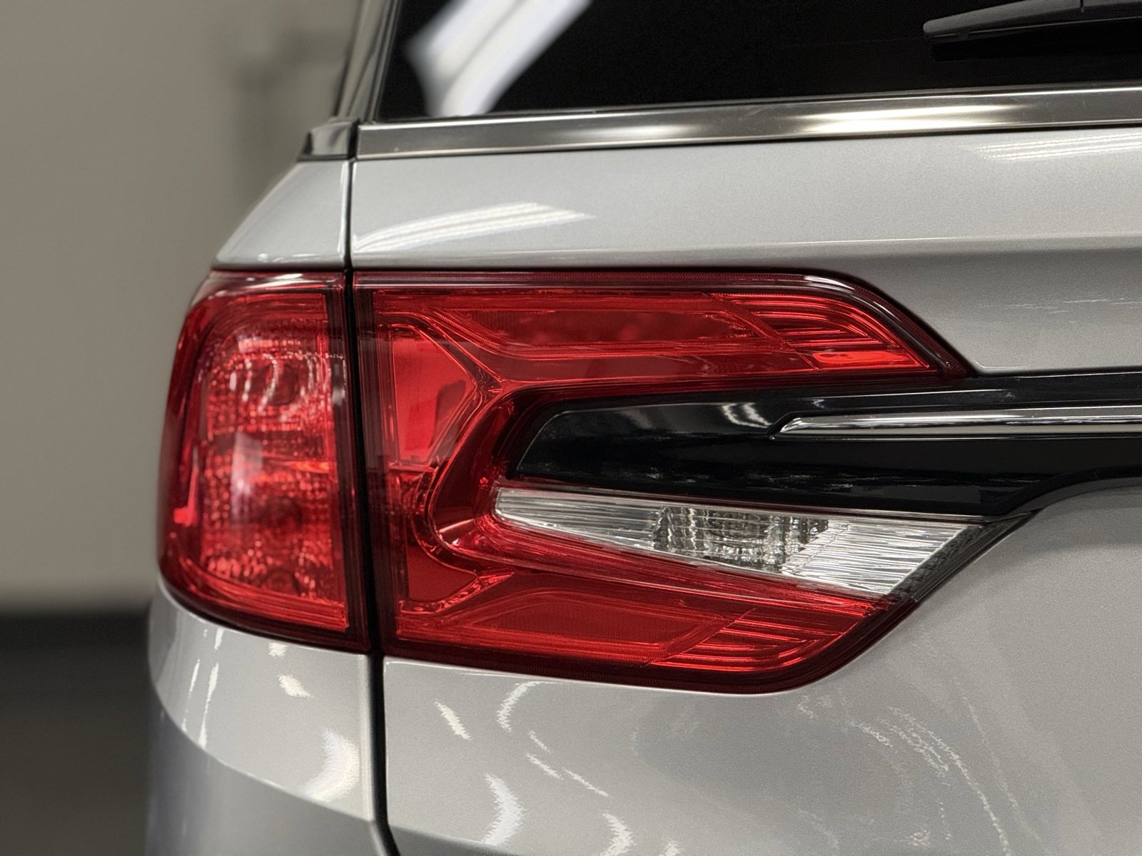 Used 2024 Honda Odyssey EX-L image 9