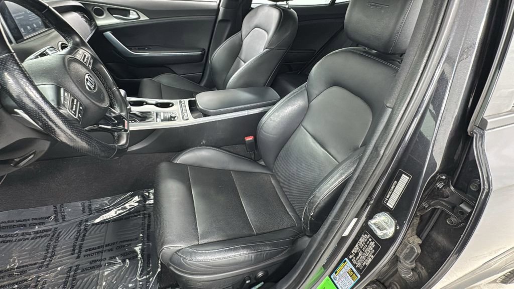 Used 2018 Kia Stinger GT image 10