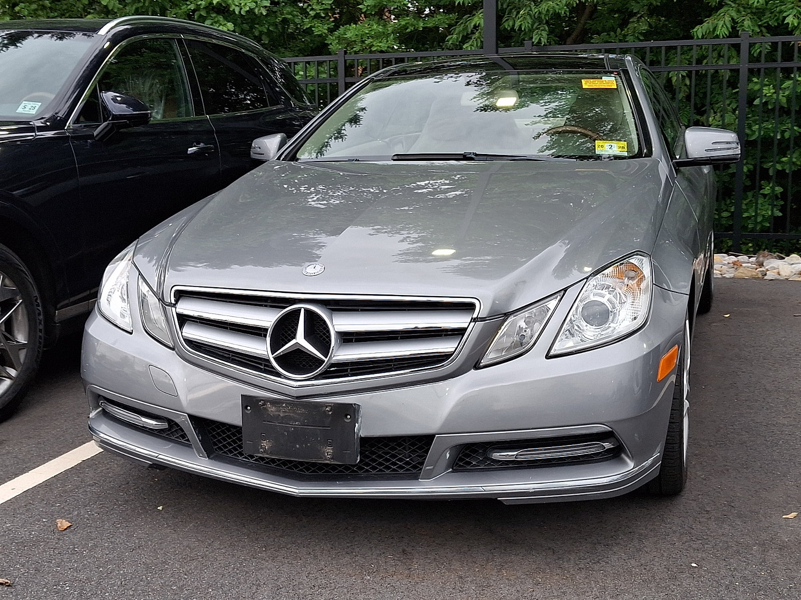 Used 2013 Mercedes-Benz E 350 4MATIC Coupe image 4
