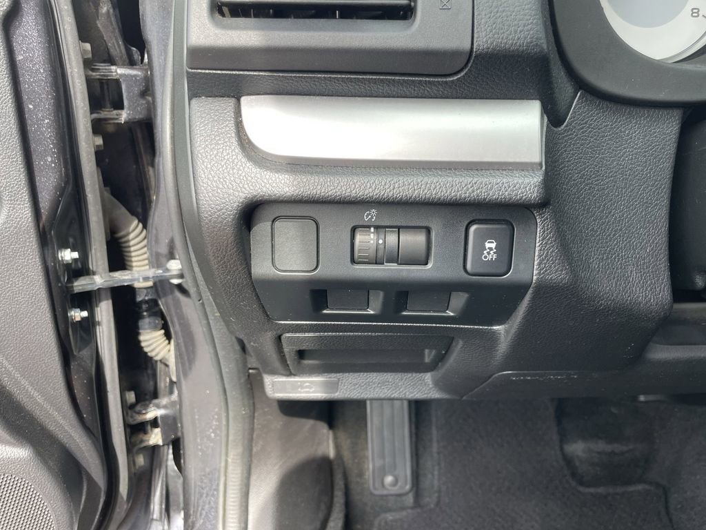 Used 2014 Subaru Impreza 2.0i AWD/4WD image 16