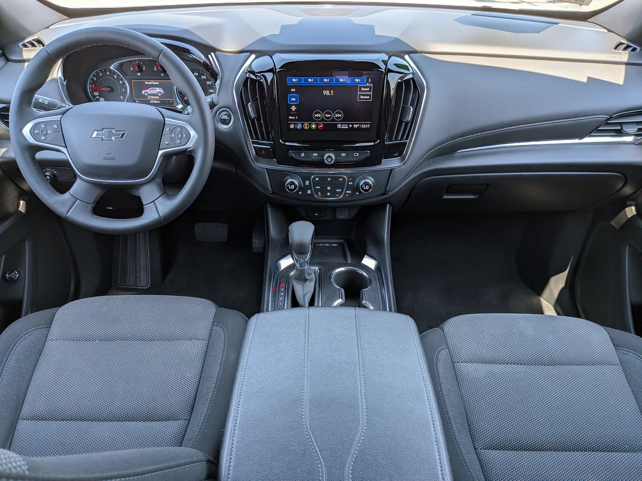 Certified 2023 Chevrolet Traverse LT FWD image 19