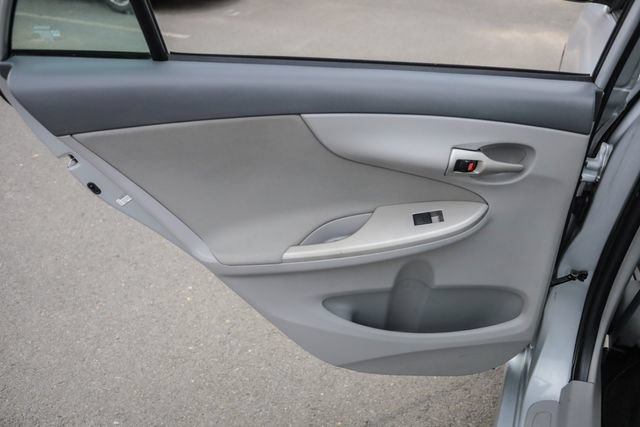 Used 2010 Toyota Corolla LE FWD image 60