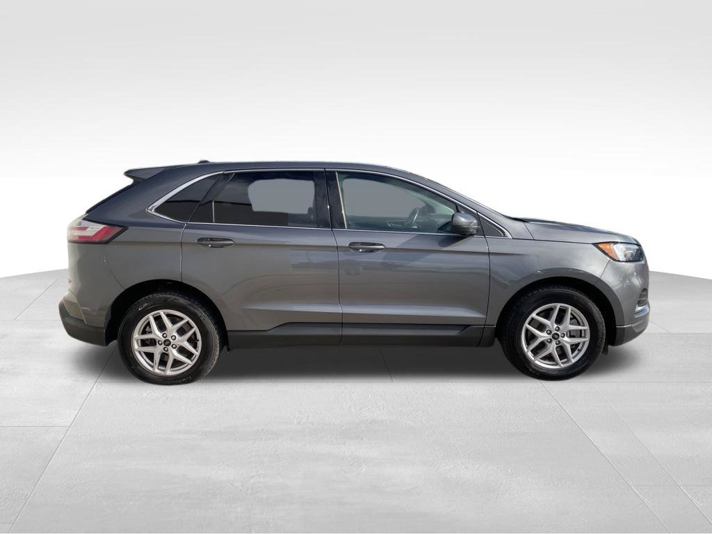 Used 2024 Ford Edge SEL AWD/4WD image 4