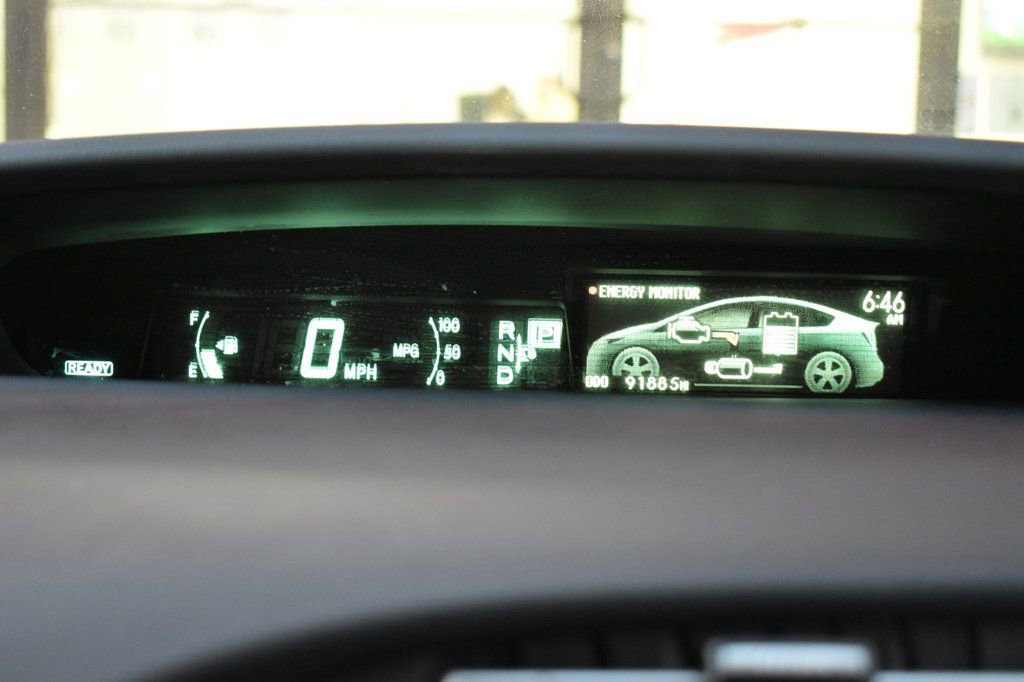 Used 2015 Toyota Prius One FWD image 32