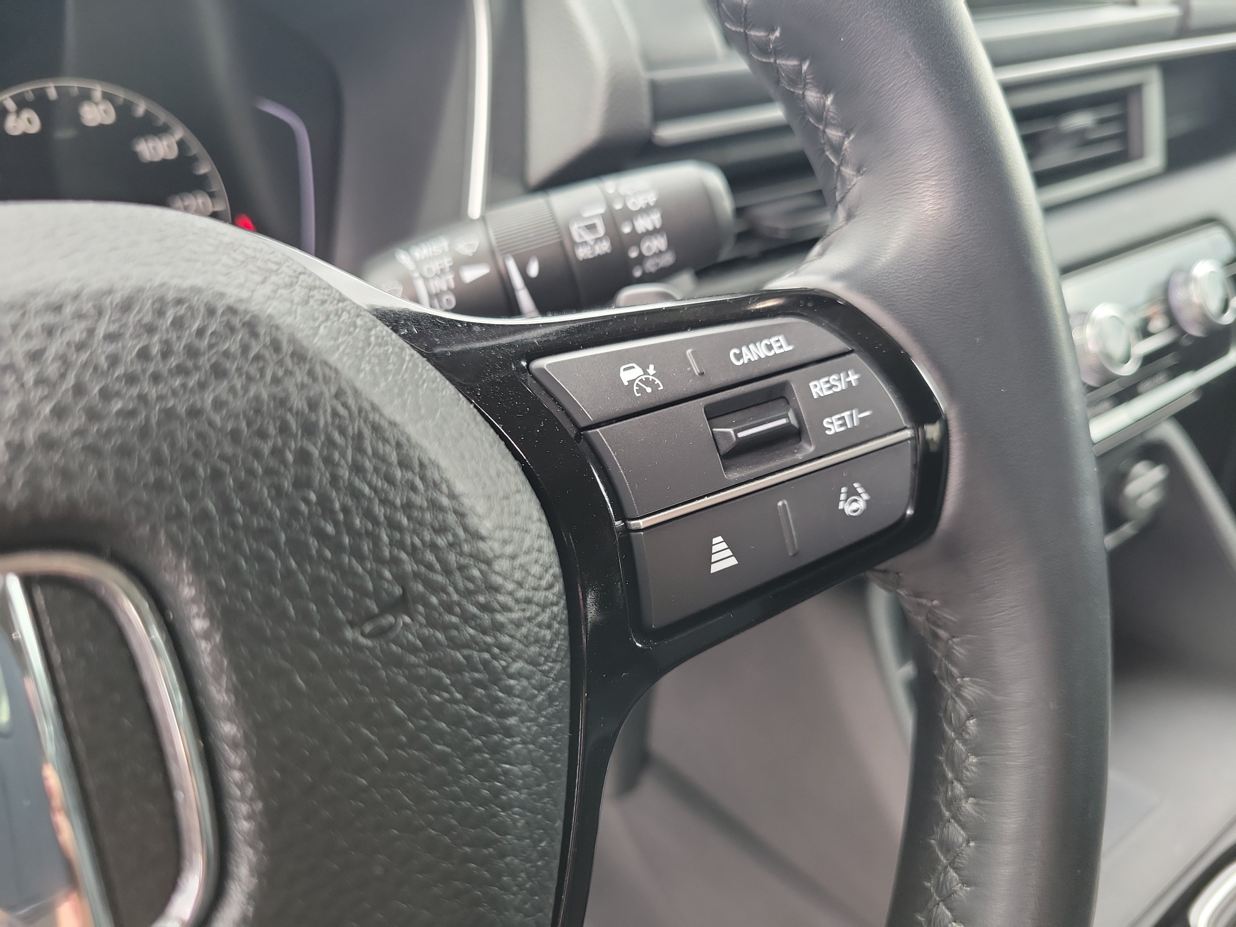 Used 2025 Honda Pilot Touring image 28