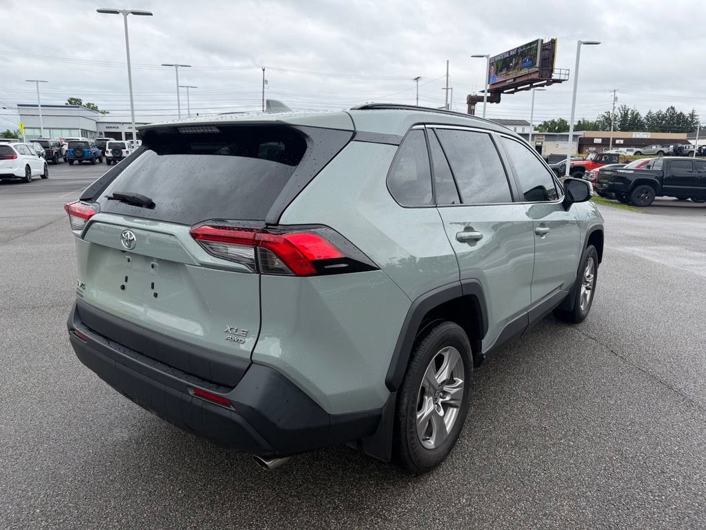 Used 2023 Toyota RAV4 XLE w/ Convenience Package AWD/4WD image 5