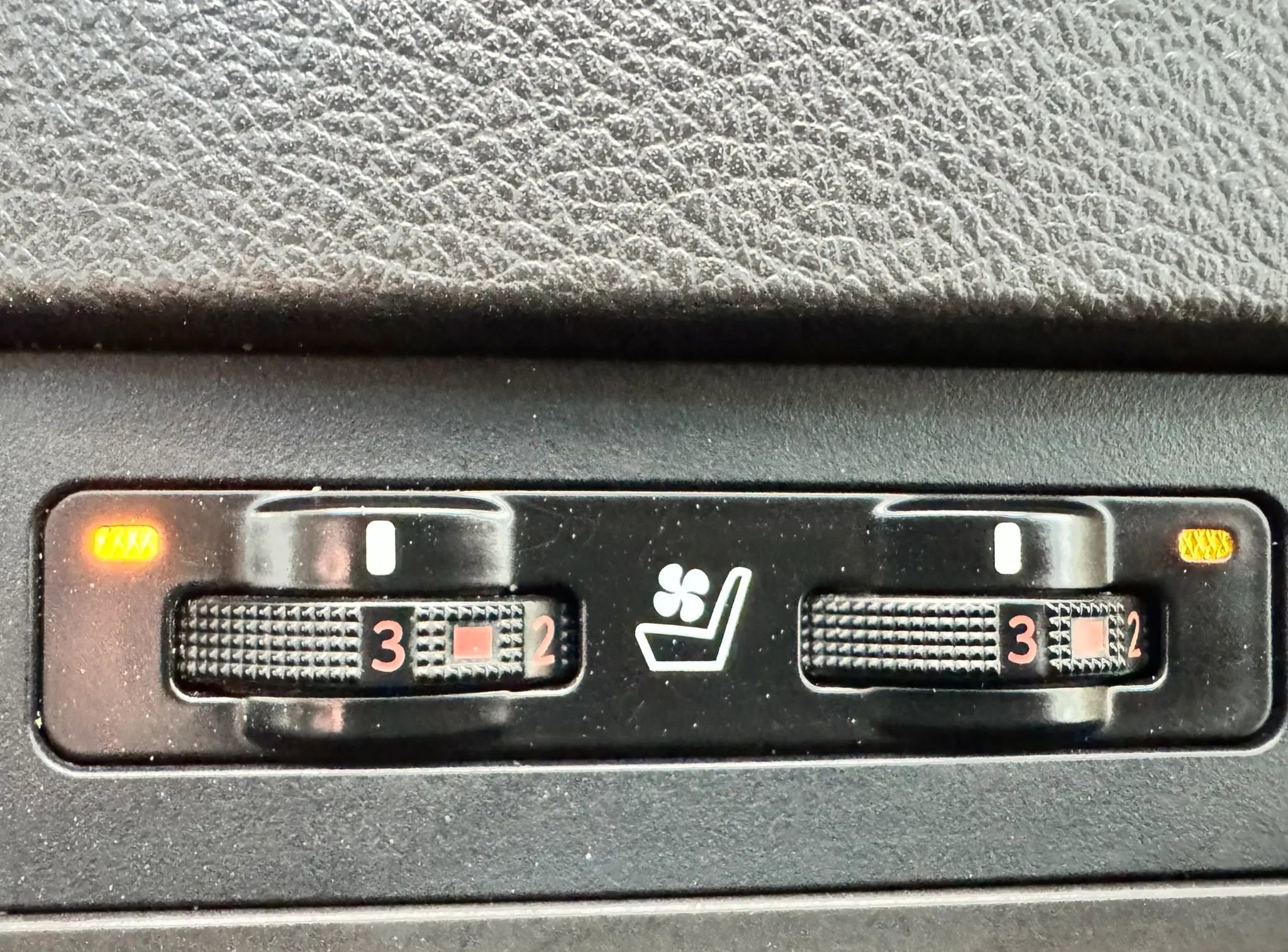 Used 2015 Lexus RX 350 AWD image 31