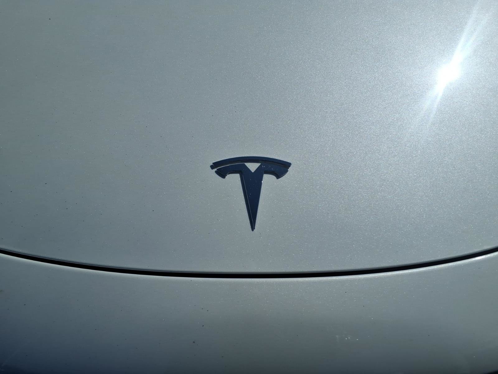 Used 2020 Tesla Model 3 Long Range AWD/4WD image 12