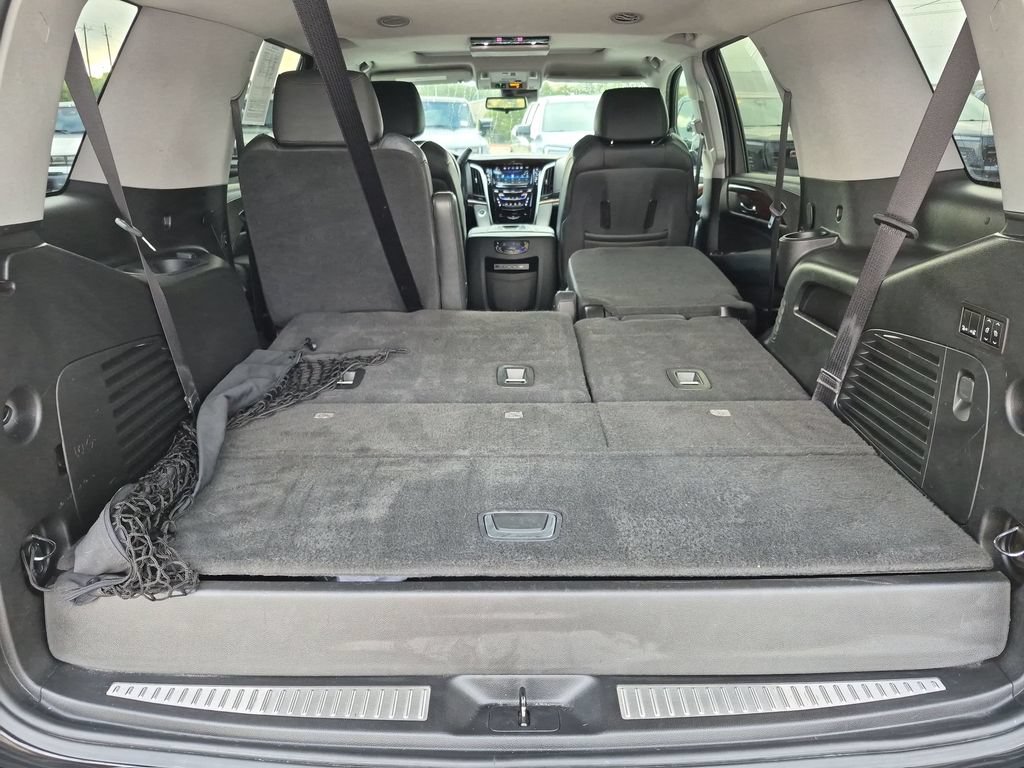 Used 2020 Cadillac Escalade Premium Luxury RWD image 44