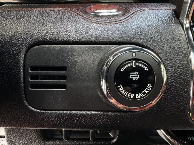 Used 2020 Lincoln Navigator L Reserve w/ Luxury Package RWD image 45
