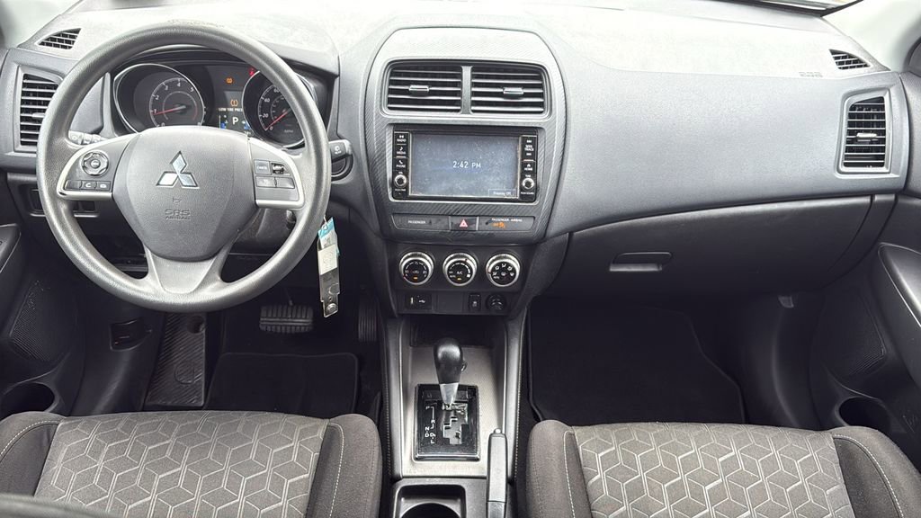 Used 2022 Mitsubishi Outlander Sport SE AWD/4WD image 17