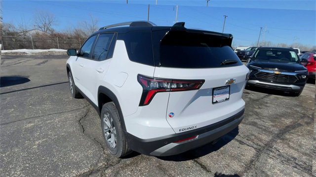 New 2026 Chevrolet Equinox LT w/ Convenience Package II image 8