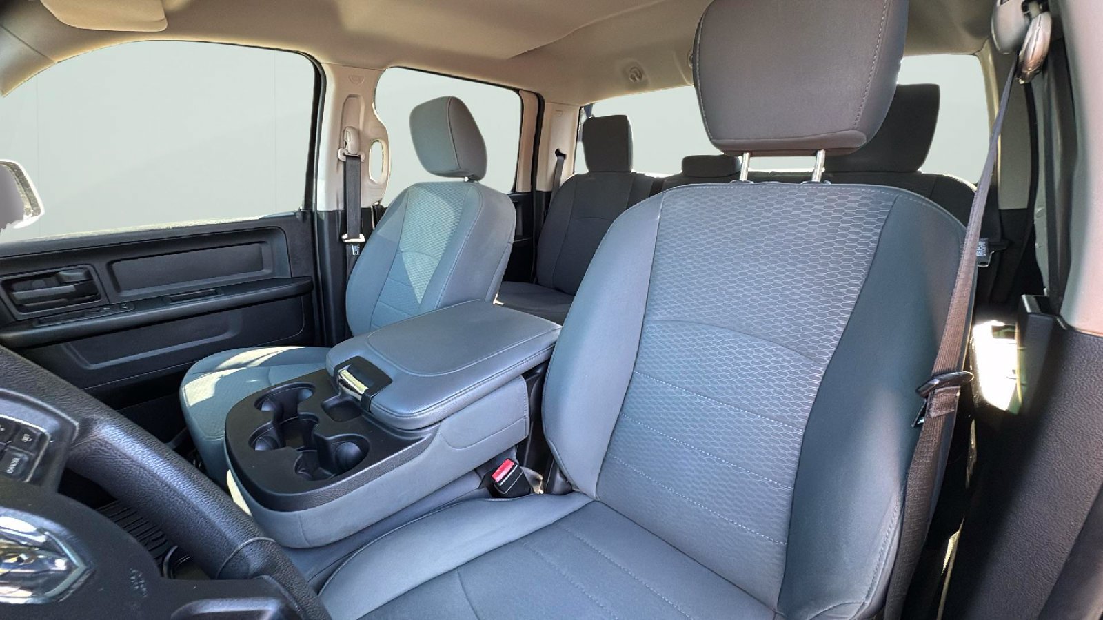 Used 2015 RAM 1500 Express AWD/4WD image 13