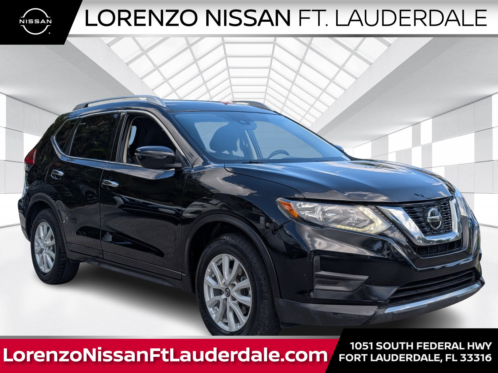Used 2020 Nissan Rogue SV FWD image 1
