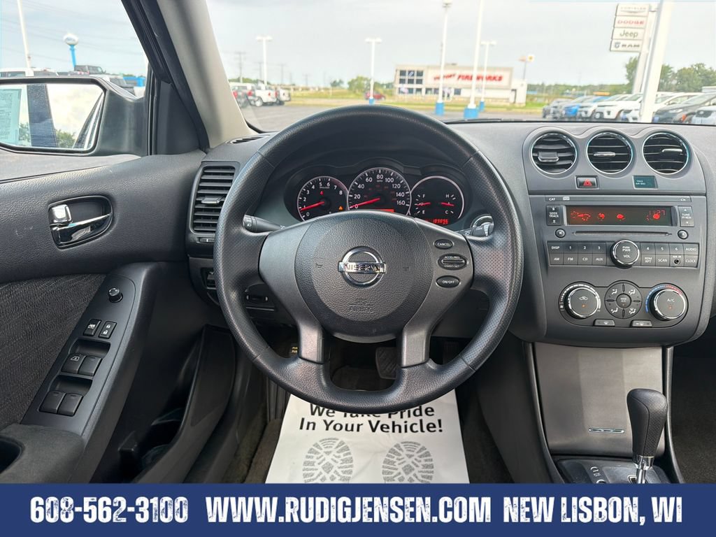 Used 2012 Nissan Altima 2.5 S FWD image 13