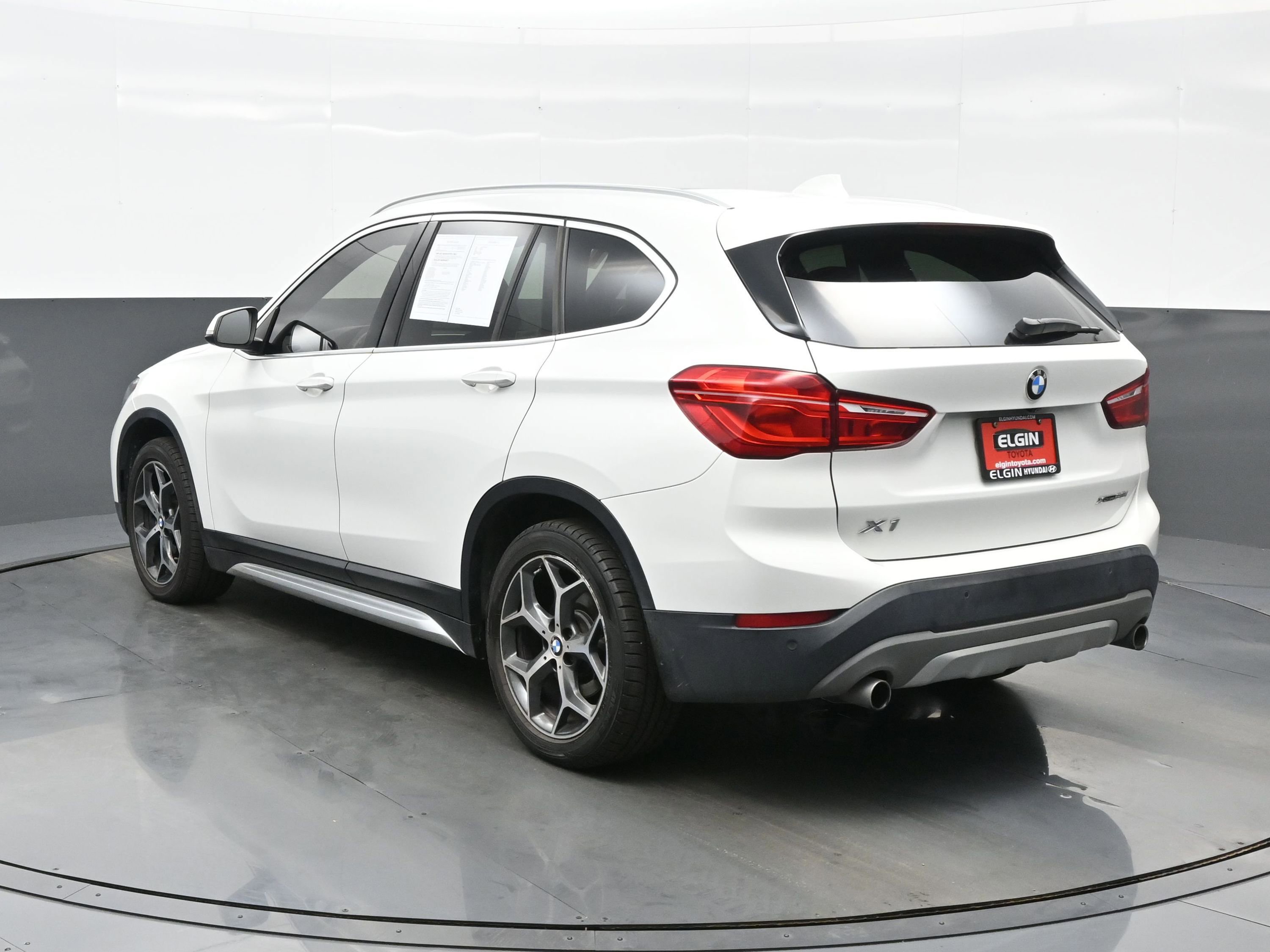 Used 2019 BMW X1 xDrive28i image 4