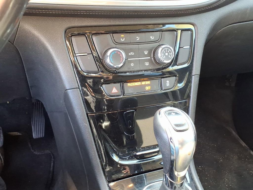 Used 2018 Buick Encore Preferred image 23