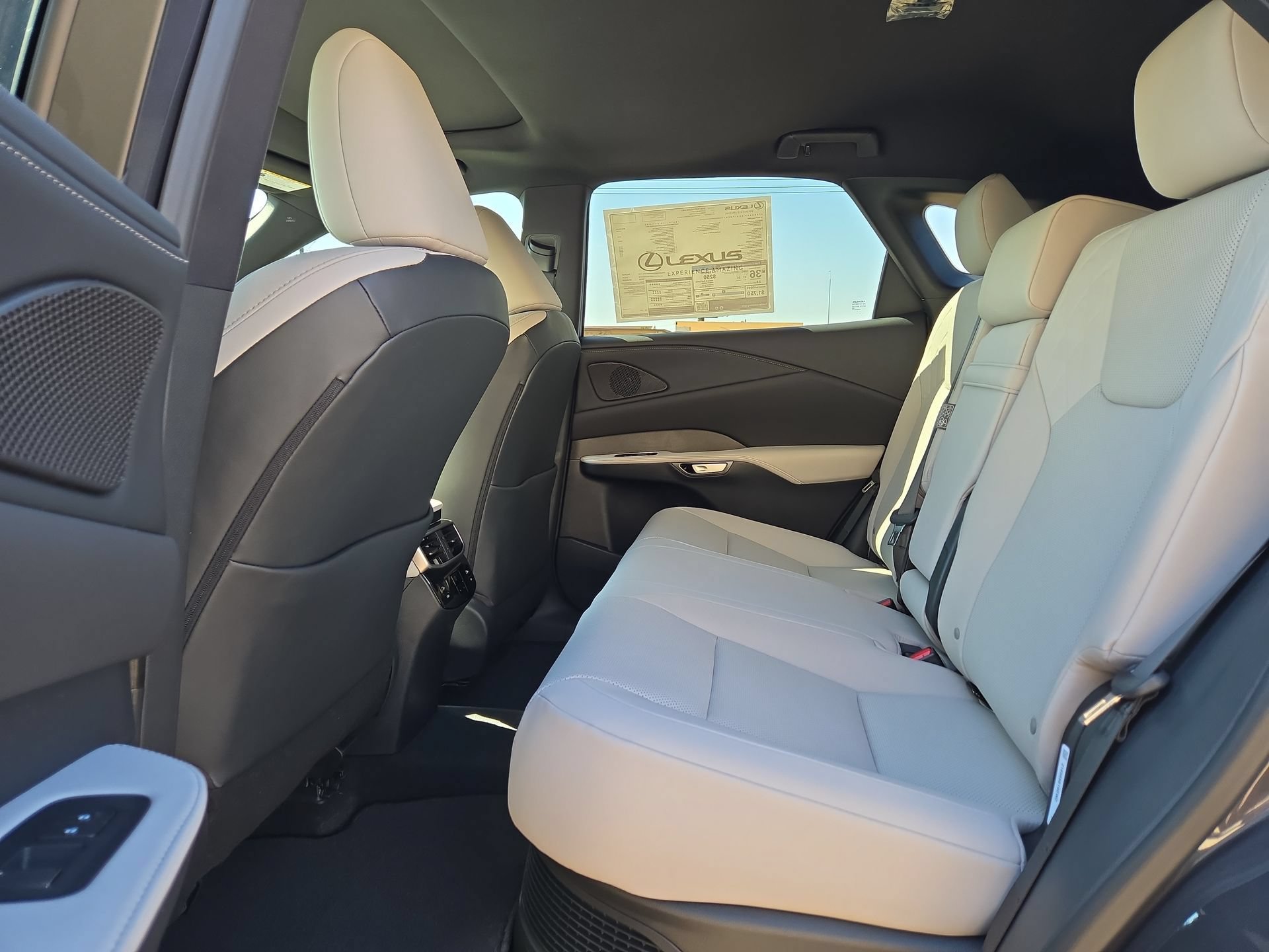 New 2026 Lexus RX 350h w/ Convenience Package AWD/4WD image 13