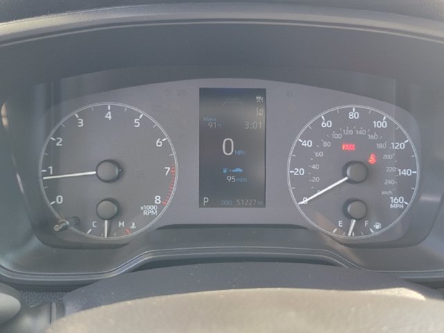 Used 2025 Toyota Corolla LE FWD image 7