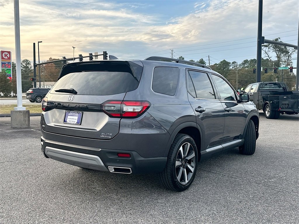 Used 2025 Honda Pilot Elite image 7