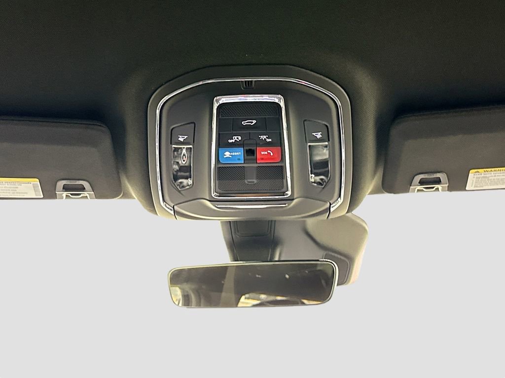 New 2025 Jeep Grand Cherokee L Laredo image 24