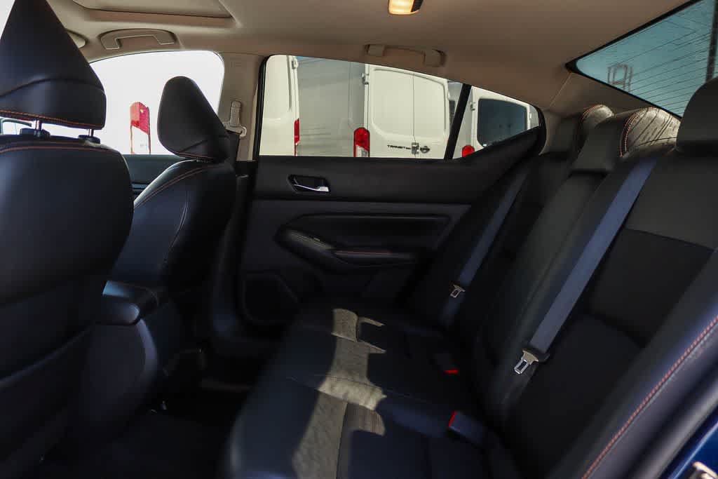 Used 2020 Nissan Altima 2.5 SR w/ Premium Package FWD image 18