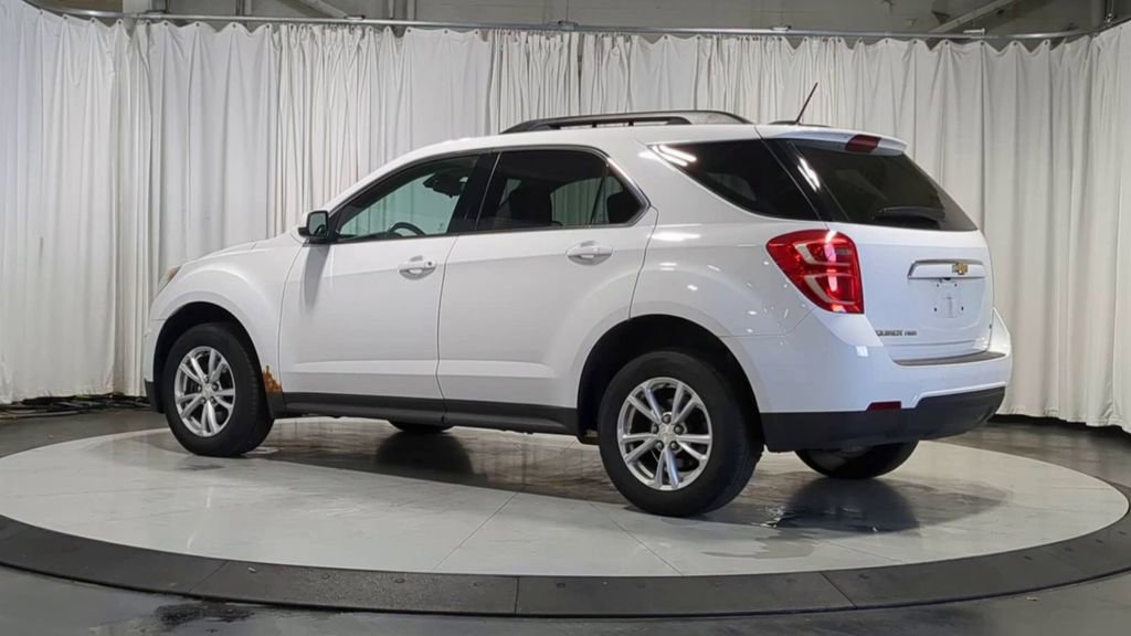 Used 2017 Chevrolet Equinox LT w/ Convenience Package AWD/4WD image 8