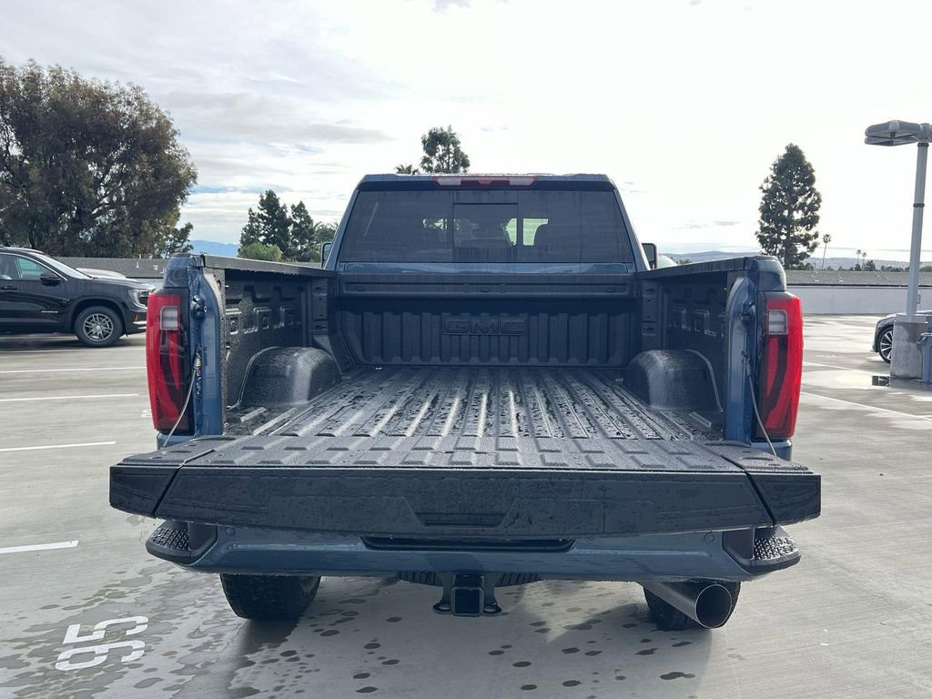 New 2026 GMC Sierra 3500 Denali AWD/4WD image 29