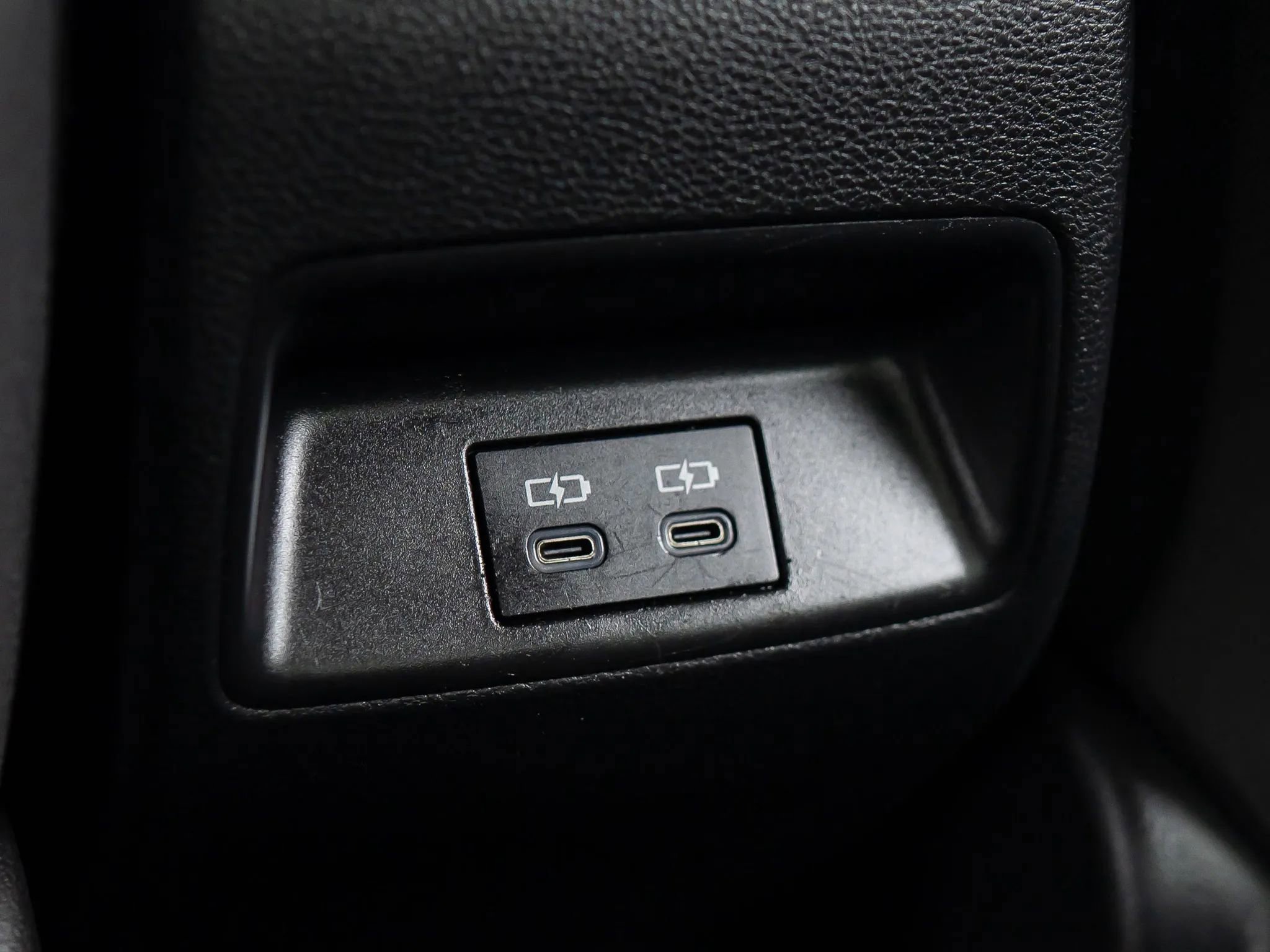 Used 2024 Toyota Corolla LE FWD image 22