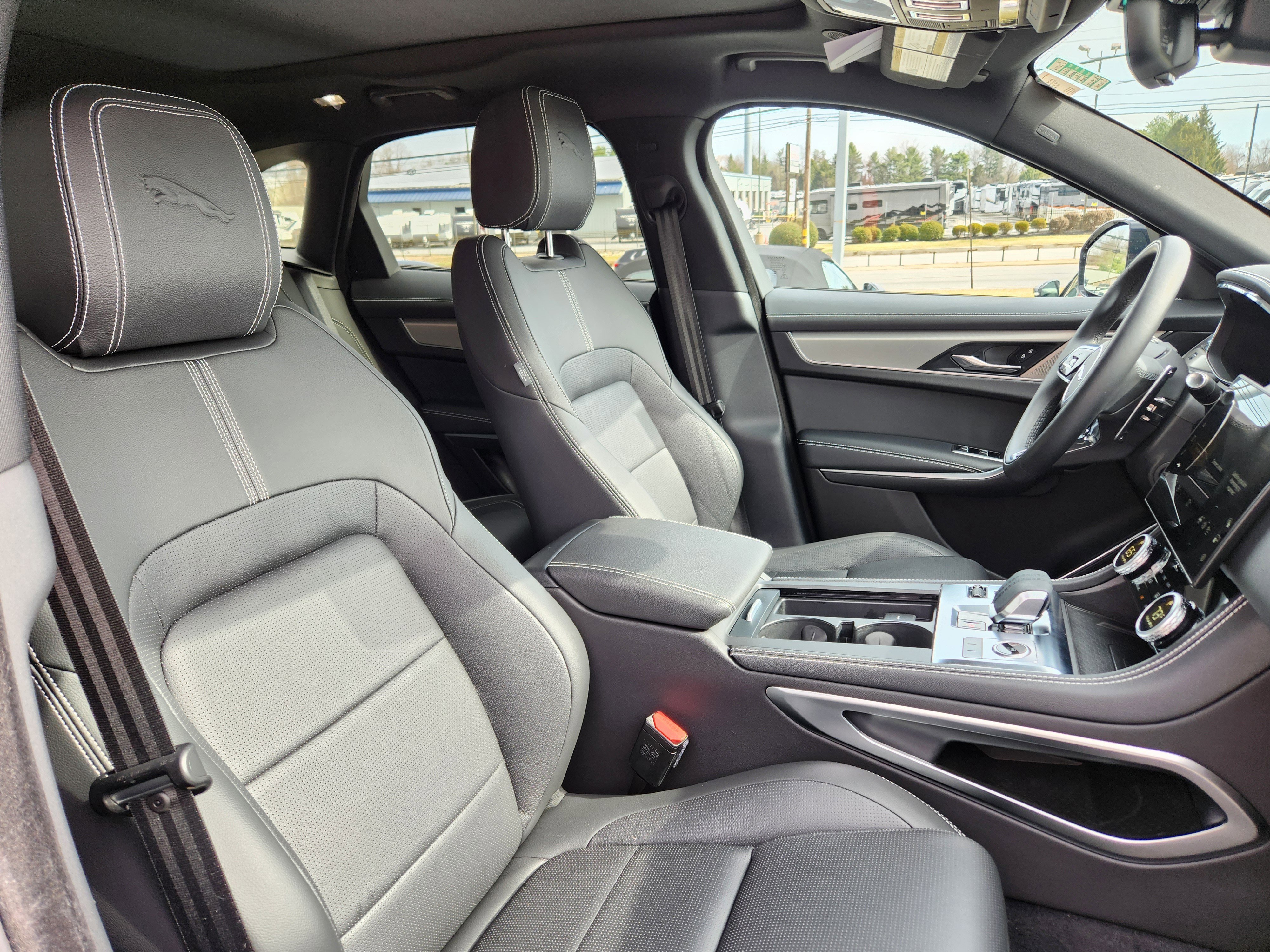 Certified 2026 Jaguar F-PACE R-Dynamic S image 16