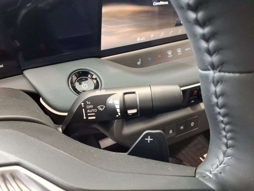 New 2026 Nissan Leaf Platinum+ w/ Cargo Package (Platinum+) image 23