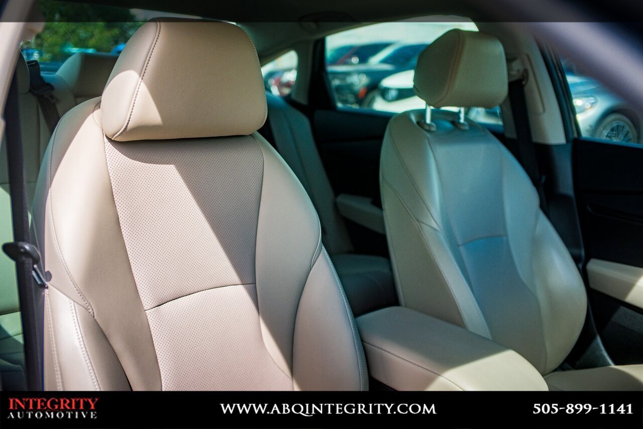 Used 2023 Honda Accord EX-L image 34