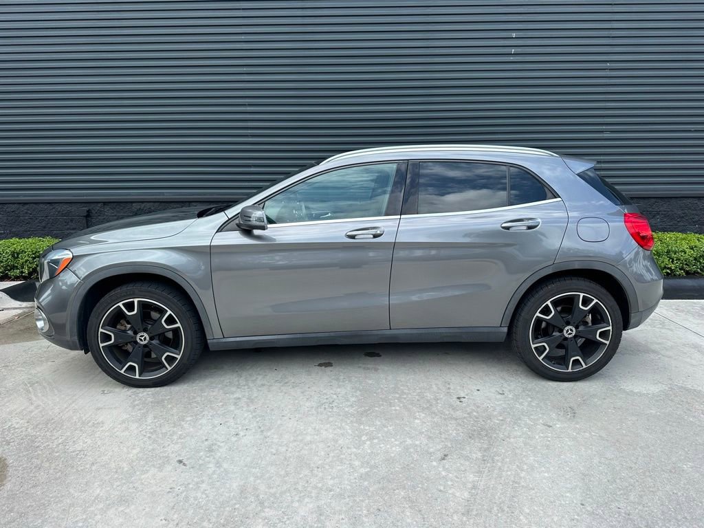 Used 2018 Mercedes-Benz GLA 250 4MATIC image 2