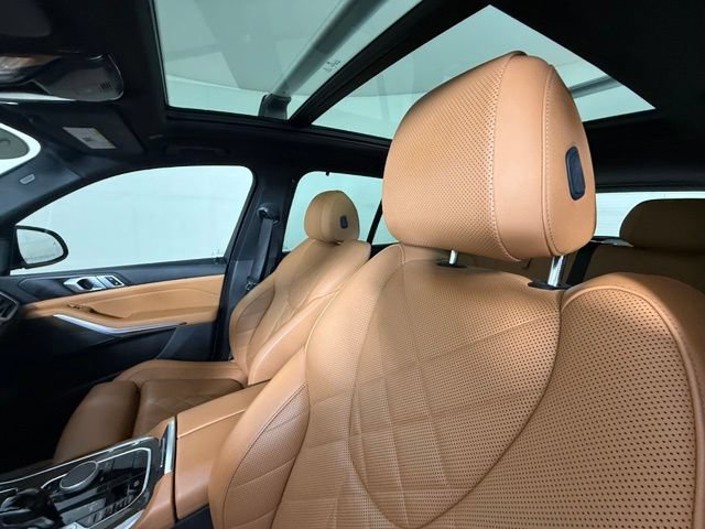 Used 2023 BMW X5 xDrive40i w/ Premium Package AWD/4WD image 5