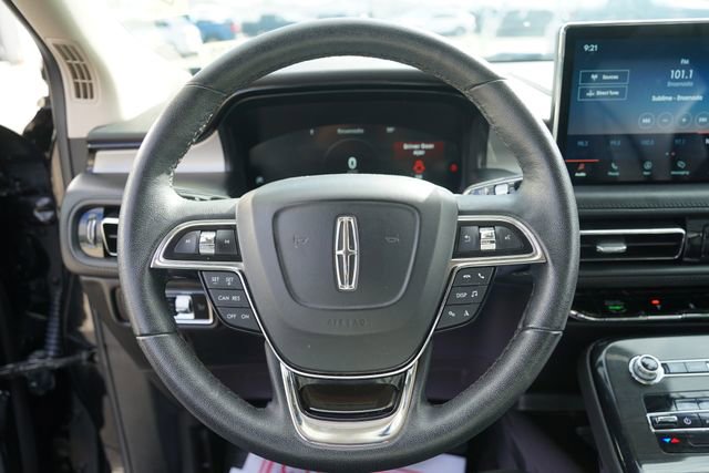 Used 2023 Lincoln Nautilus AWD w/ Premium Package image 20
