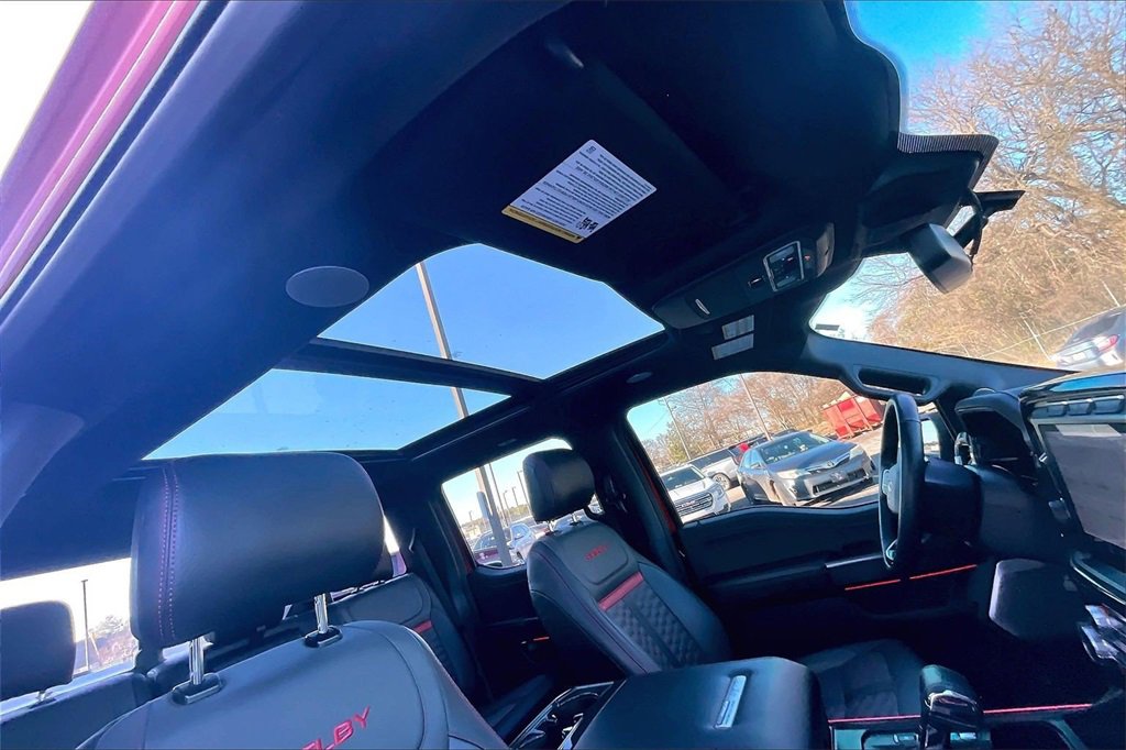 Used 2023 Ford F150 Lariat w/ Equipment Group 502A High image 28