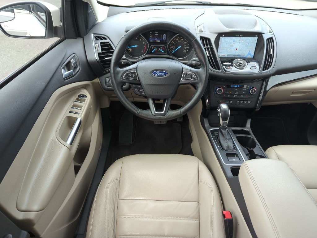 Used 2019 Ford Escape Titanium AWD/4WD image 14
