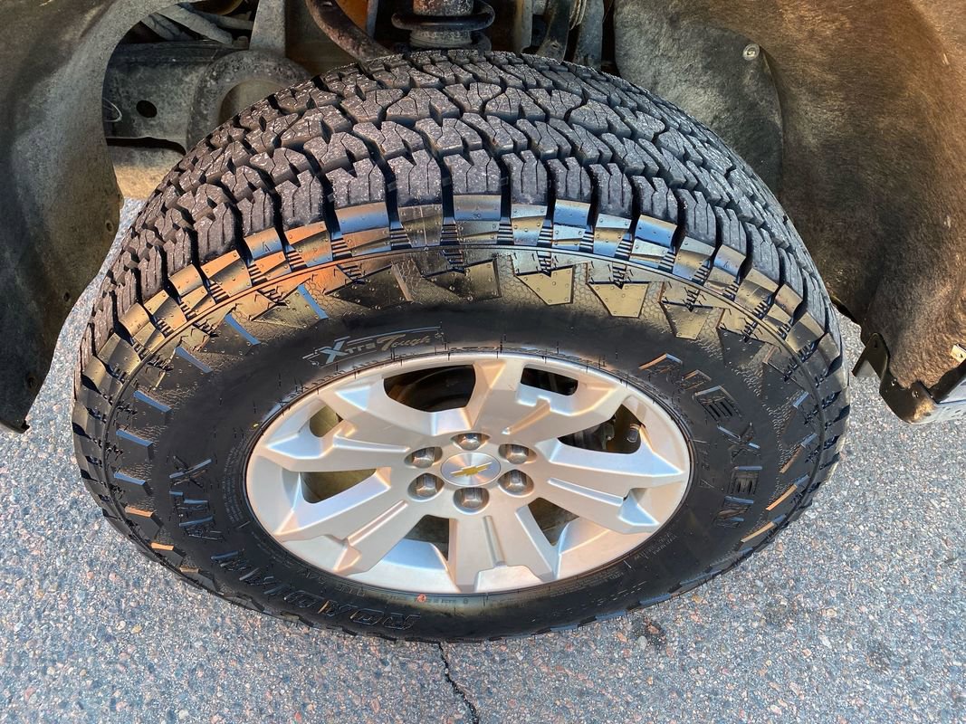 Used 2015 Chevrolet Colorado LT w/ LT Convenience Package image 7