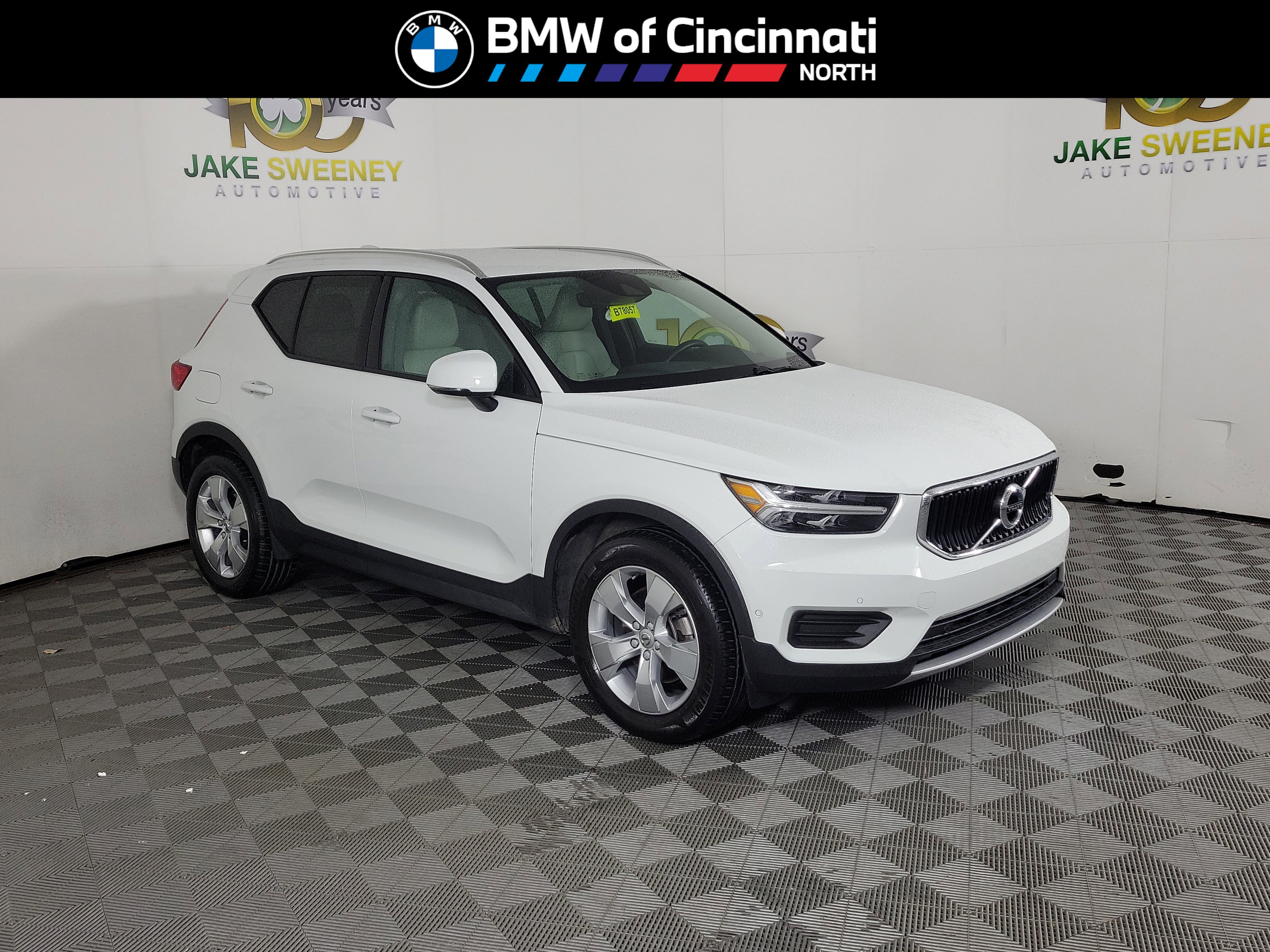Used 2019 Volvo XC40 T5 Momentum