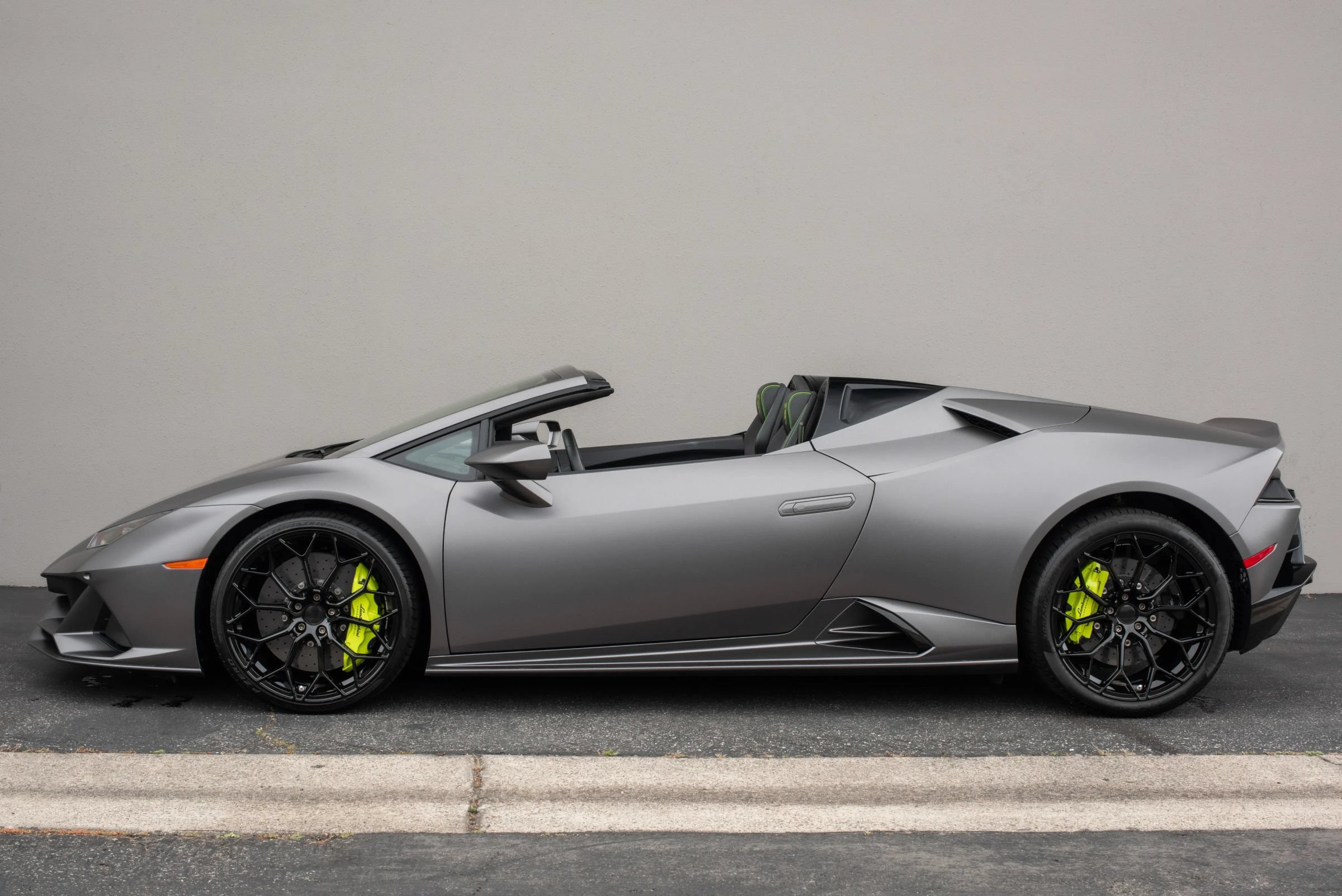 Used 2020 Lamborghini Huracan EVO AWD/4WD image 7