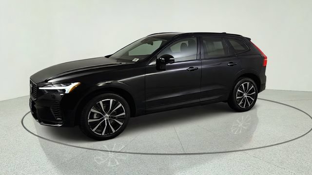 Certified 2024 Volvo XC60 B5 Plus w/ Protection Package Premier AWD/4WD image 3