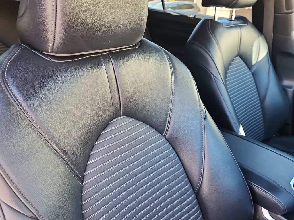 Used 2023 Toyota Highlander XSE image 15