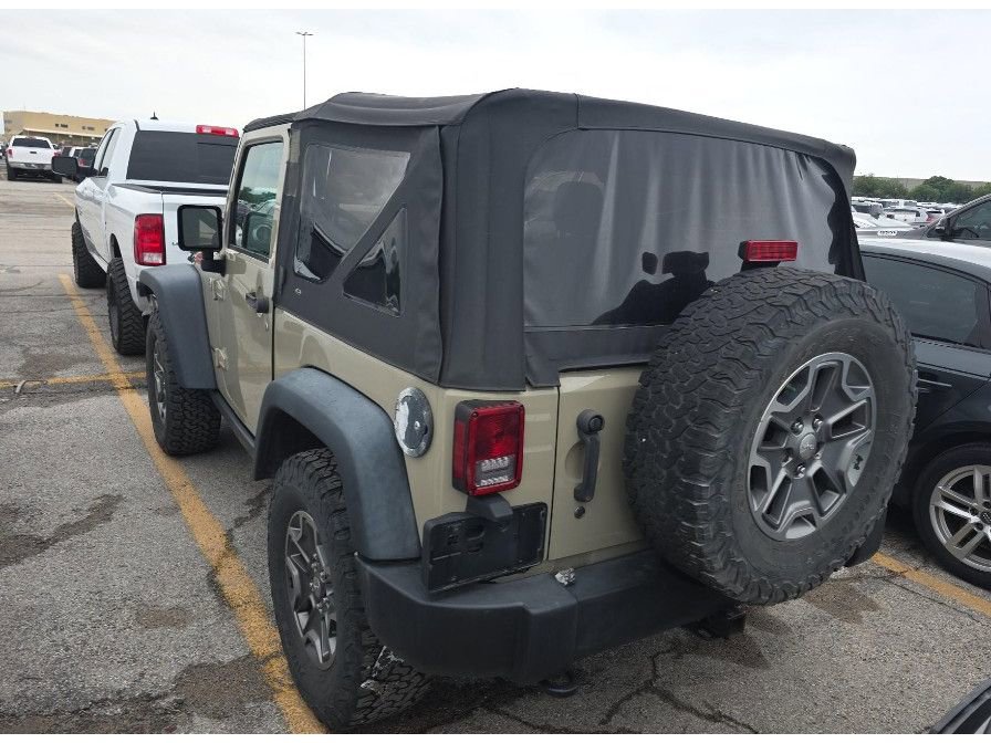 Used 2017 Jeep Wrangler Rubicon w/ Power Convenience Group AWD/4WD image 6