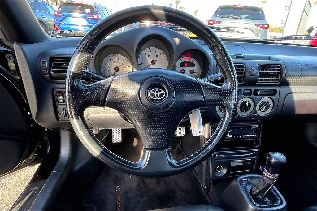 Used 2002 Toyota MR2 image 7